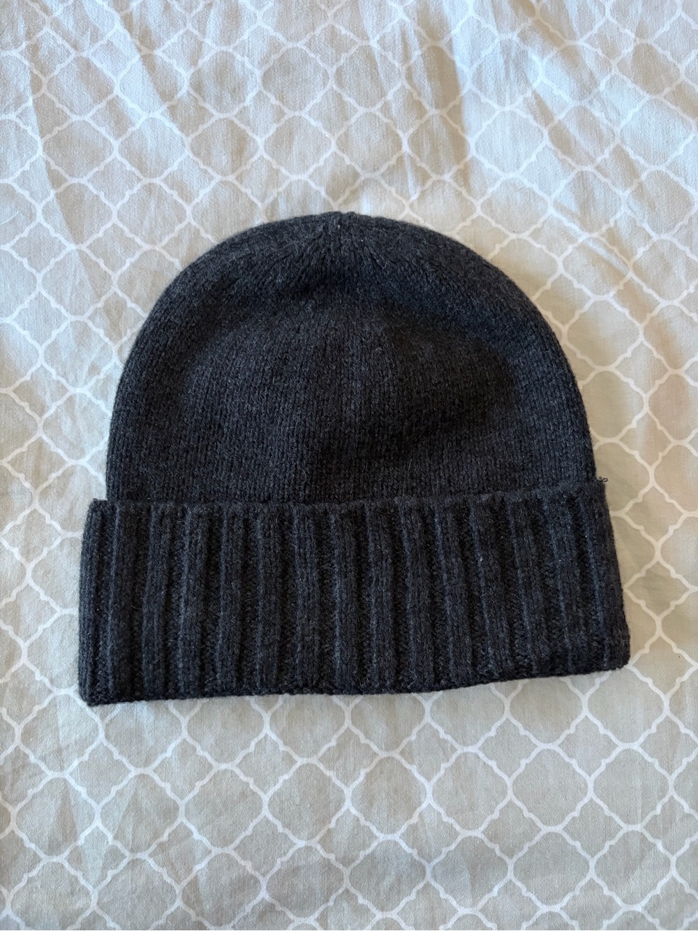 Men's Ribbed Knit Beanie in Dark Gray